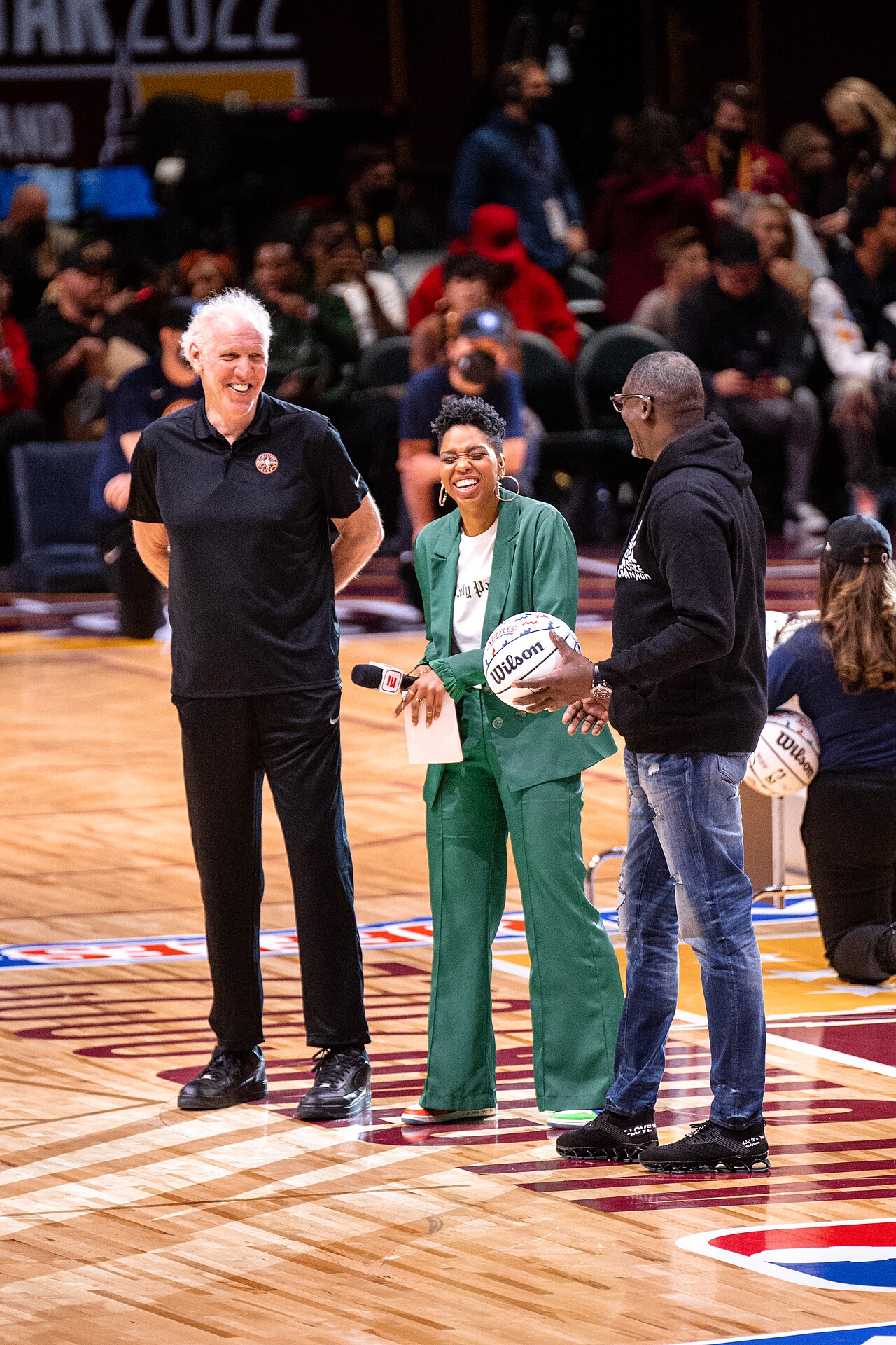 Knicks Radyo Spikeri Taylor Swift'ten Özür Diledi