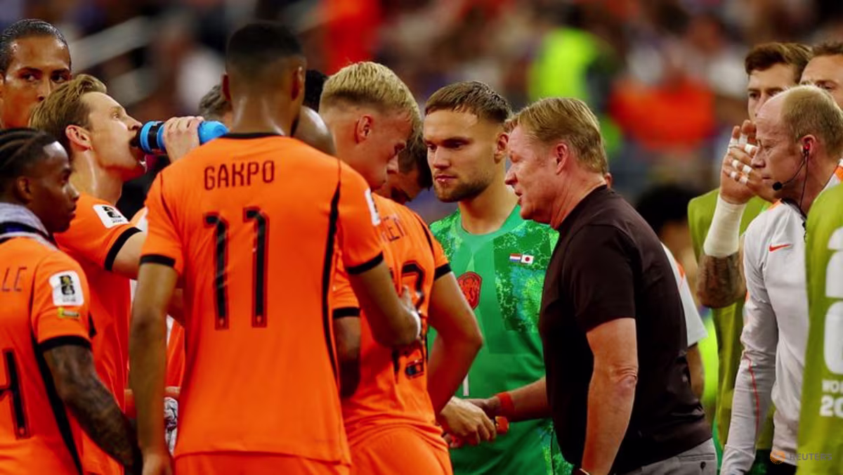 Koeman, Japonya maçındaki taktiğini savundu