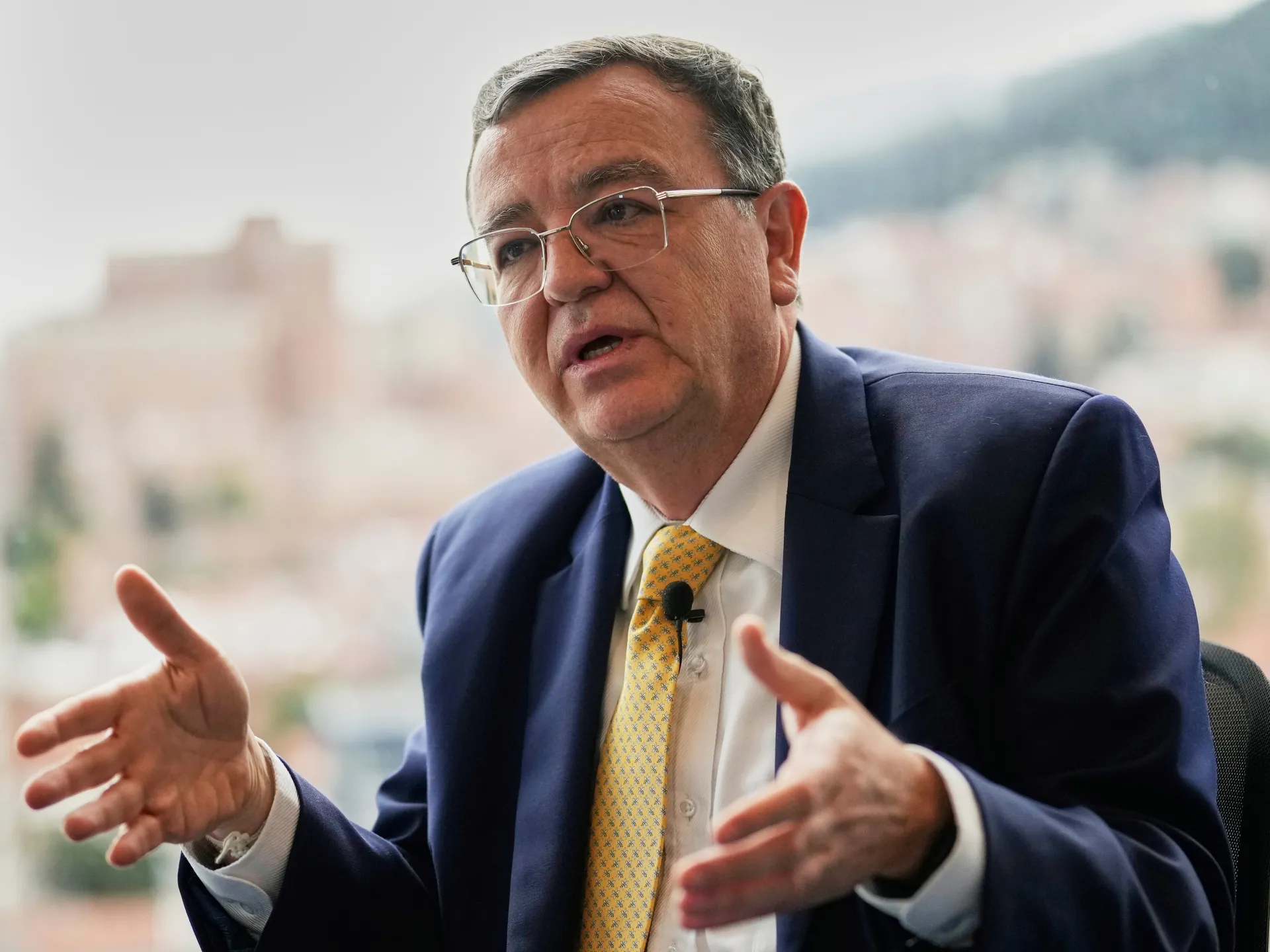 Kolombiya'da Barış Mahkemesi eski FARC üyelerini yargılıyor