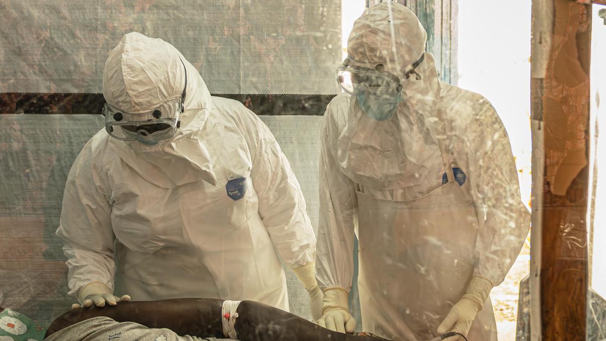 Kongo DC'de Bundibugyo Ebola tedavi denemesi başlıyor