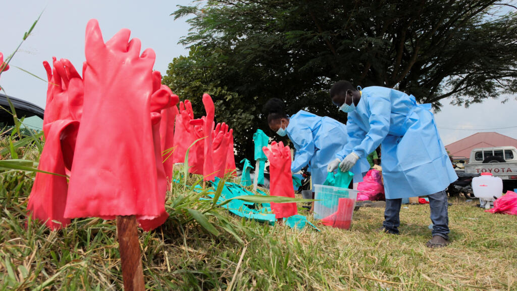 Kongo ve Uganda'da Ebola can kaybı 200'ü aştı