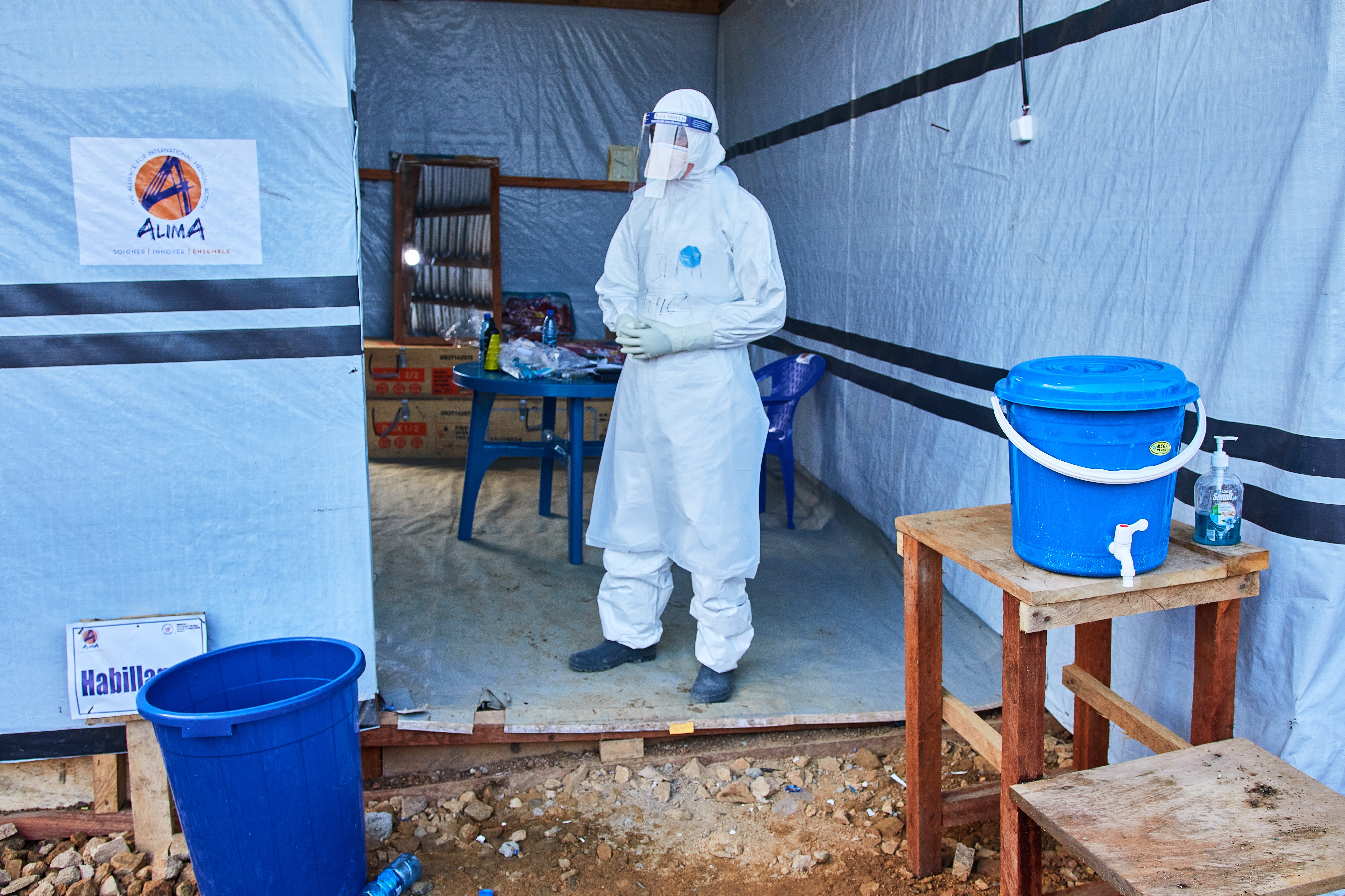 Kongo'da Ebola hızla yayılıyor, ölü sayısı 700'ü geçti
