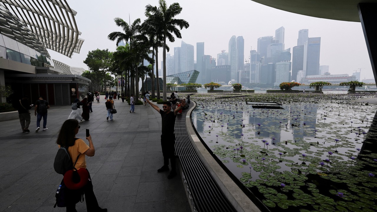 Körfez Teknoloji Firmaları İran Savaşı Nedeniyle Hong Kong ve Singapur'a Yöneliyor