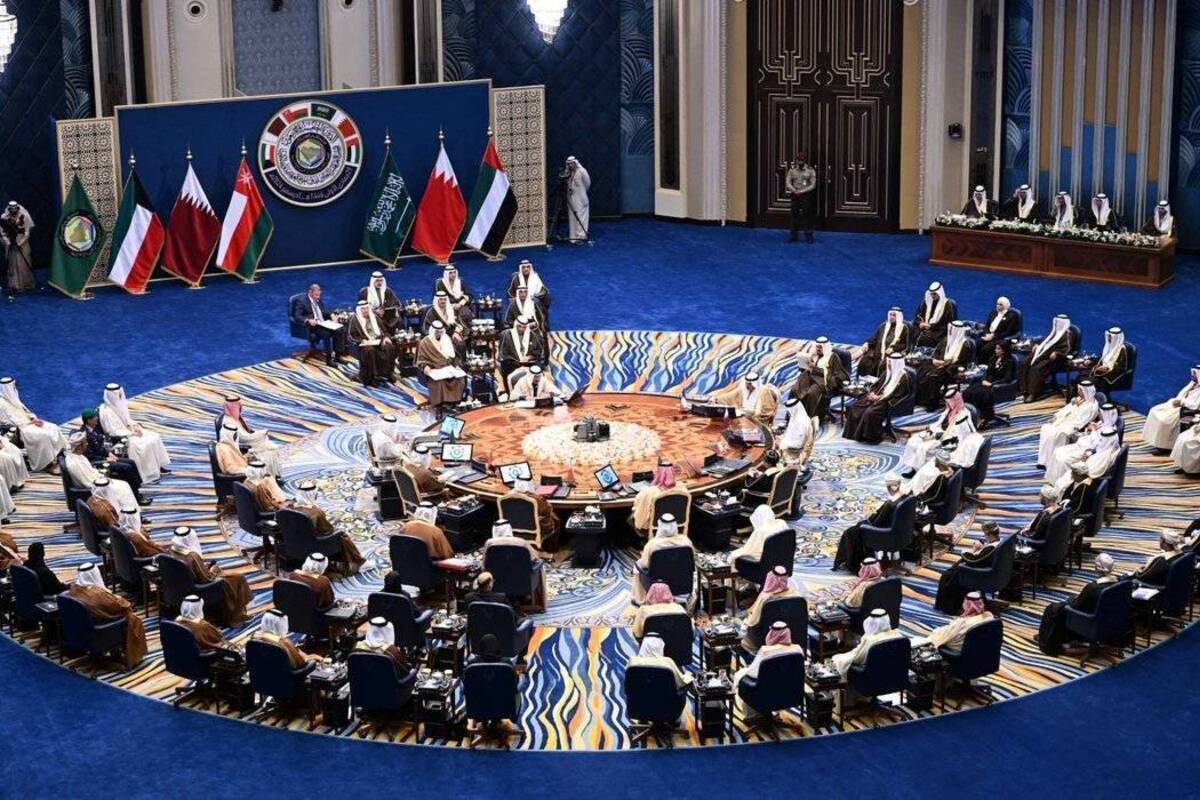 Körfez ülkeleri Riyad'da olağanüstü askeri toplantı düzenledi