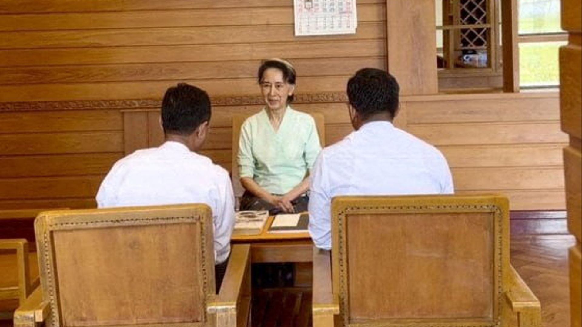 Kral Charles, Myanmar'da tutuklu bulunan Aung San Suu Kyi'ye kitap ve mektup gönderdi