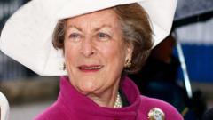 Kraliçe 2. Elizabeth'in Nedimesi Leydi Pamela Hicks 97 Yaşında Vefat Etti