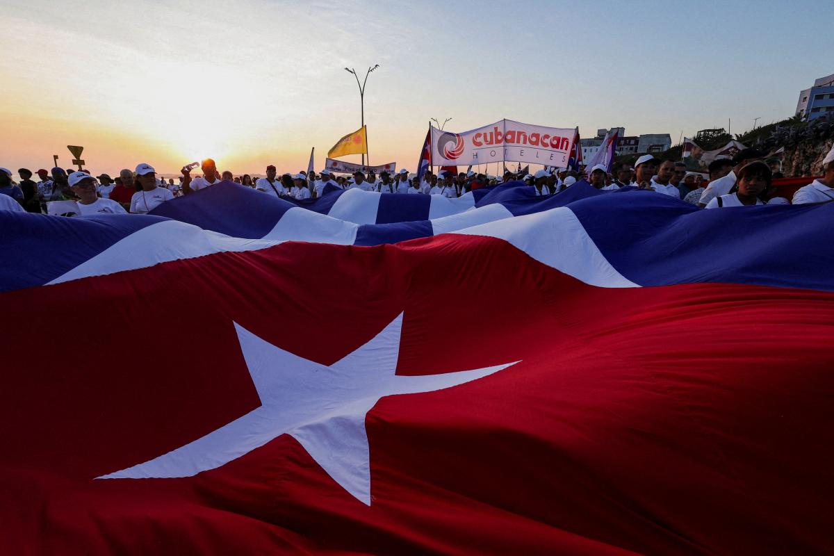 Küba'nın Ertesi Günü: ABD Askeri Gücünün Sınırları