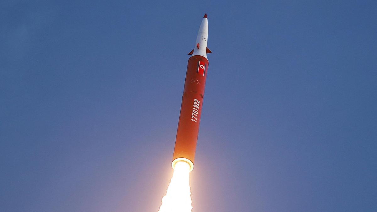 Kuzey Kore orta menzilli stratejik füze denemesinde