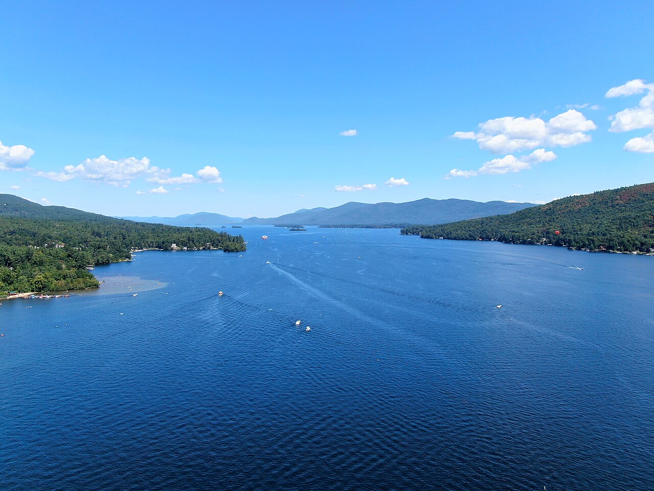 Lake George'daki Dalgıç Operasyonları Sessizce Durduruldu
