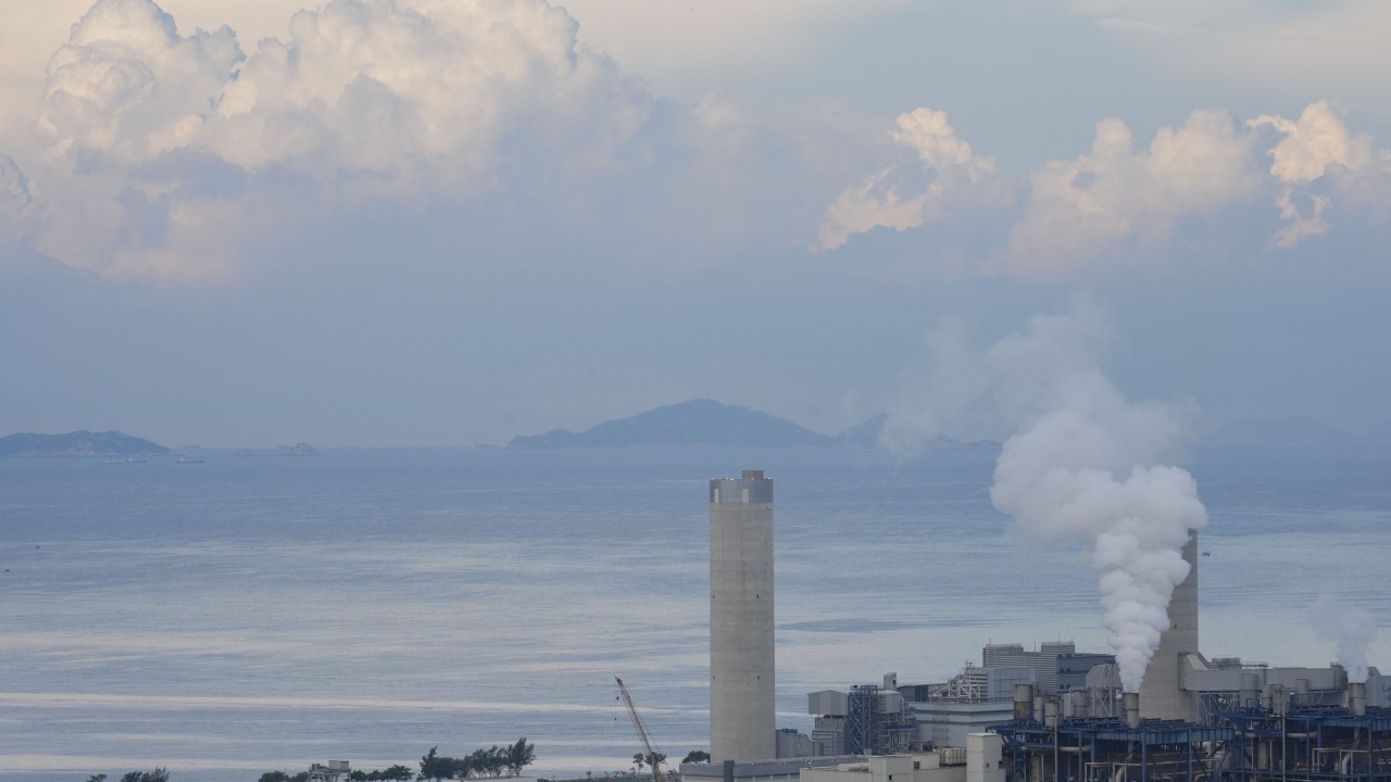 Lamma Adası açıklarında Çinli kadının cesedi bulundu