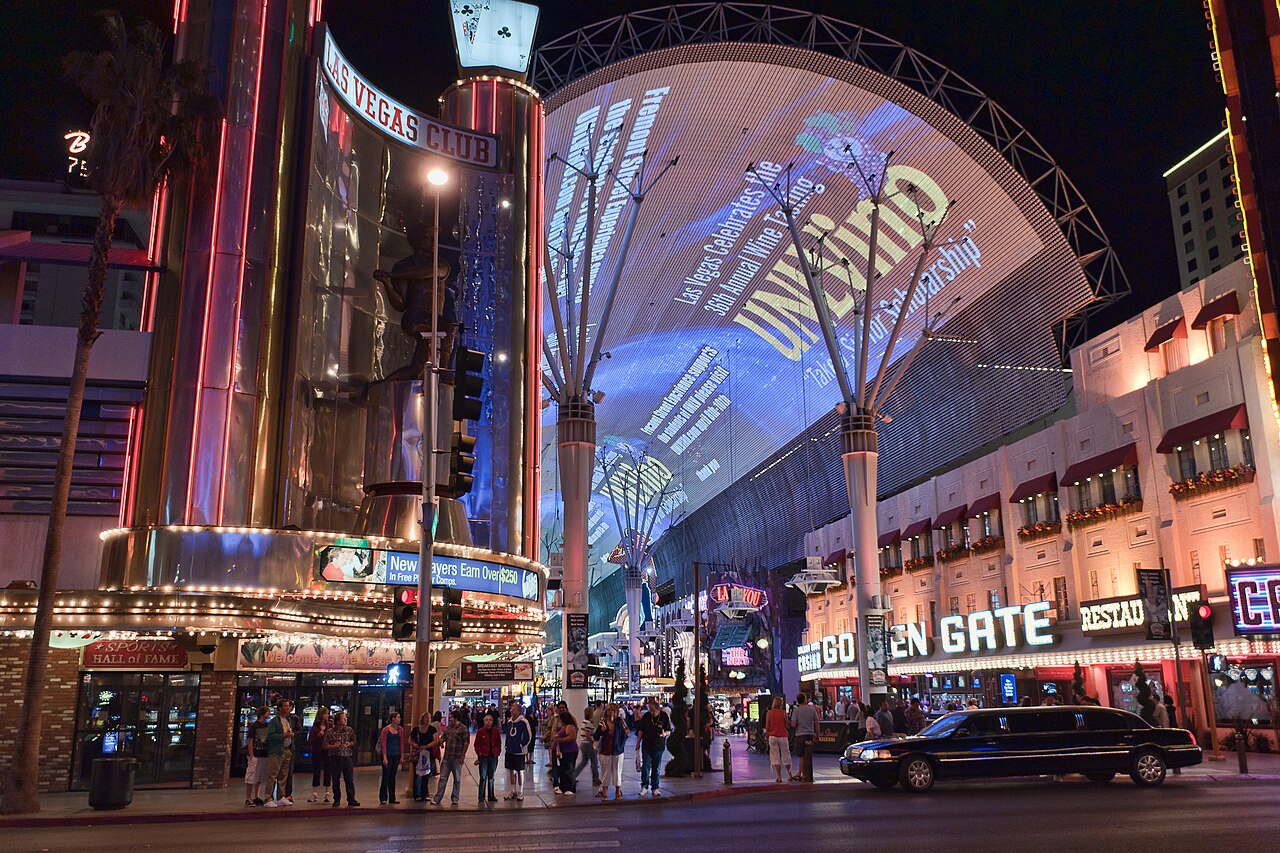 Las Vegas'ta 'akıllı' güvenlik: Yapay zekâ kontrollü ışıklar