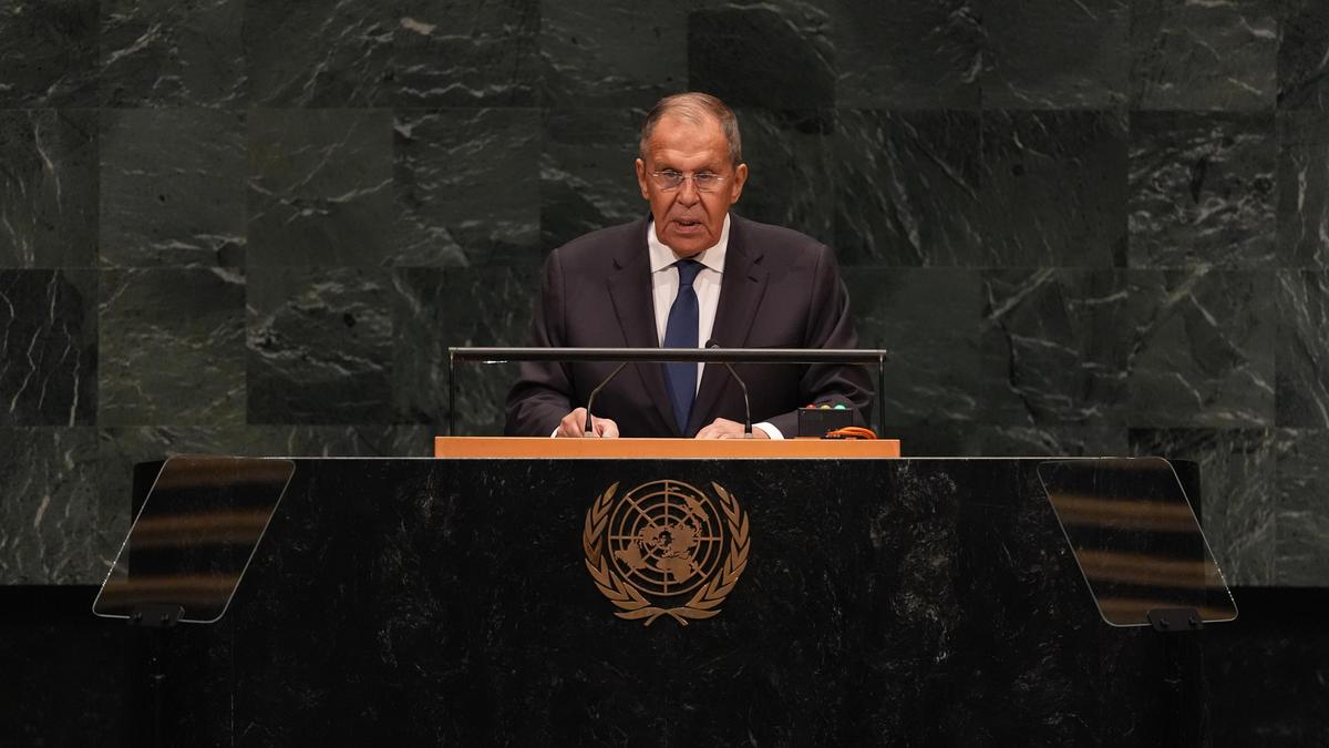 Lavrov'dan Almanya'ya sert yanıt: 'Nazi dersini almadınız mı