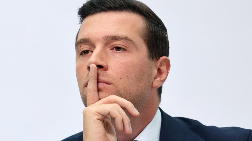 Le Pen'in müttefiki Bardella'ya antisemitizm iddiası: Hesap silindi