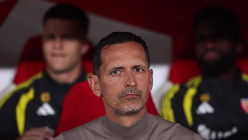 Lens, Teknik Direktör Toppmoeller ile Yollarını Ayırdı