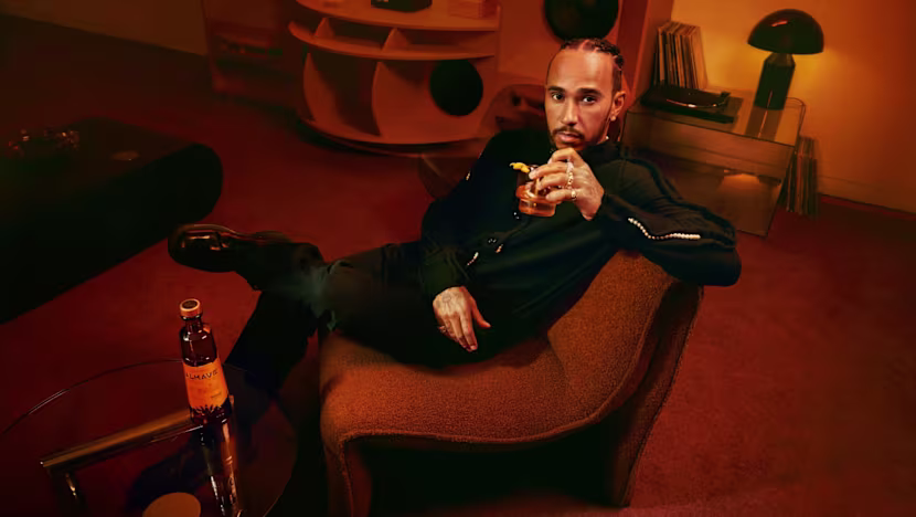 Lewis Hamilton Singapur'da moda ve içki markalarını tanıttı