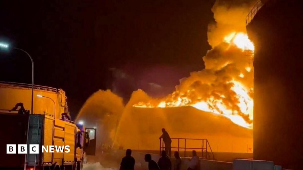 Libya'nın Zaviye Rafinerisi'nde Büyük Yangın: İHA Saldırısı Sonrası Kriz