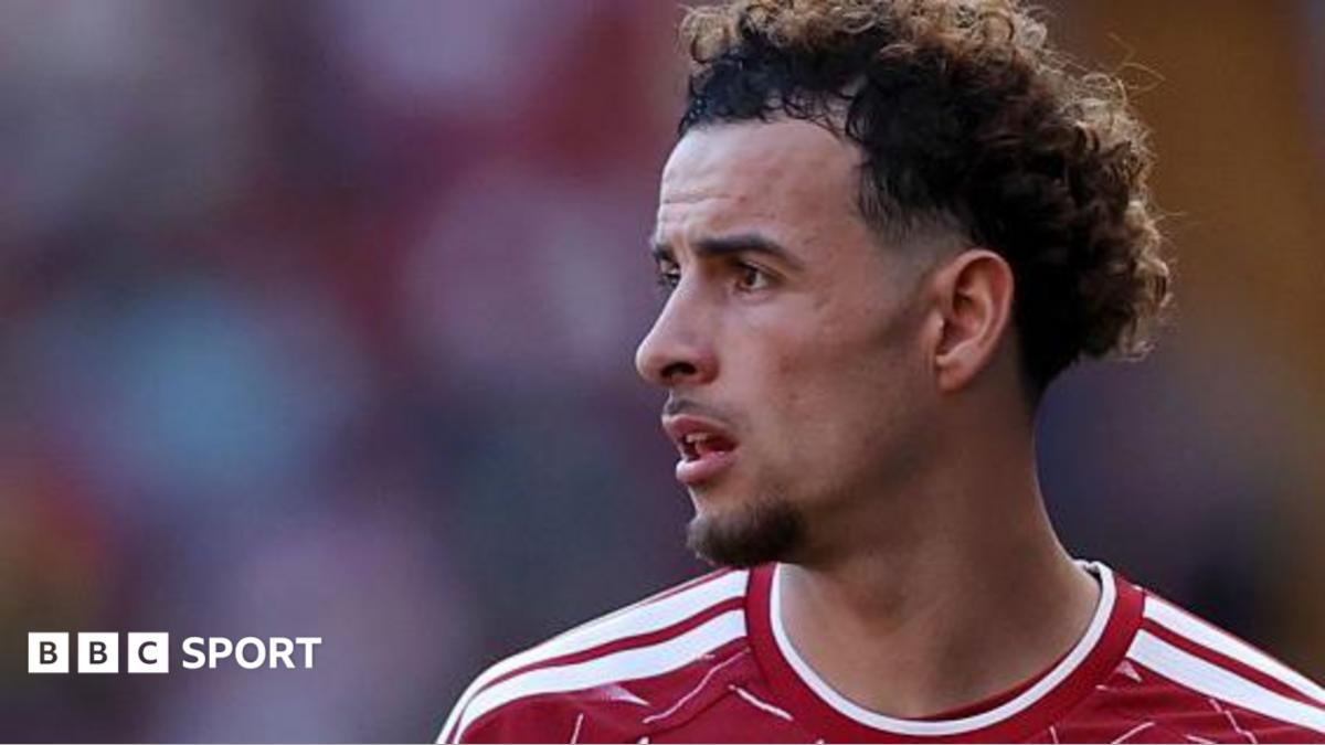 Liverpool, Jones için Inter'in 21,7 milyon sterlinlik teklifini reddetti