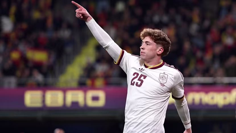 Liverpool, İspanya Dünya Kupası yıldızı Munoz'u Osasuna'dan transfer etti