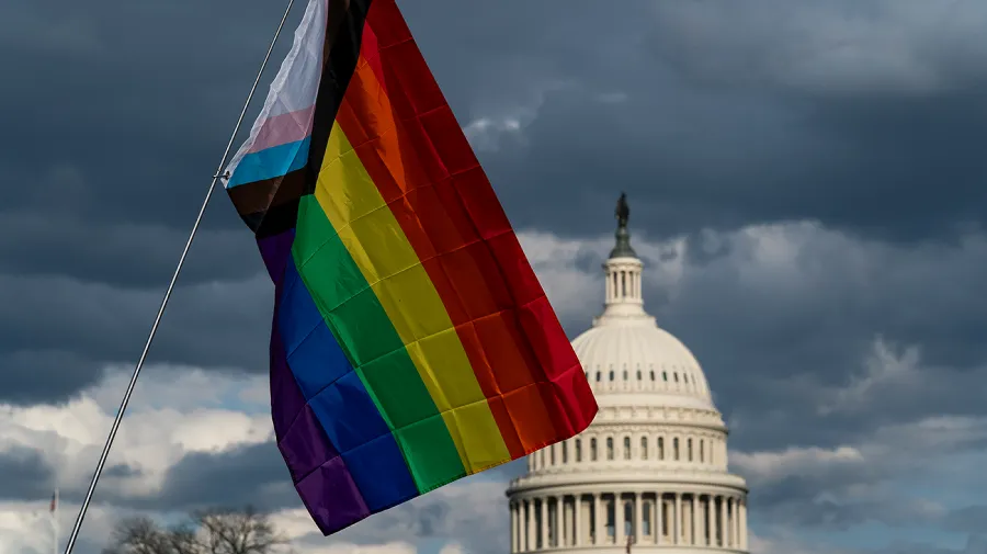 Log Cabin Cumhuriyetçileri Biden Yönetimine Rağmen Trans Hareketinden Çekildi