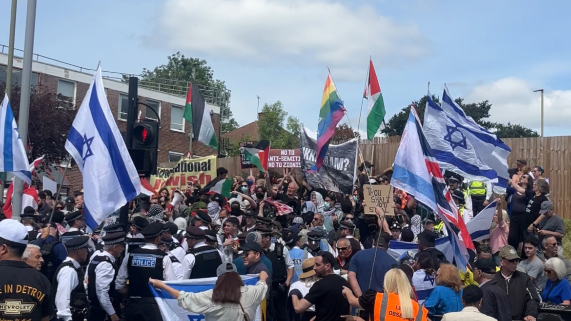 Londra'da İsrail Yerleşimleri Tanıtımına 'Kaza' Savunması