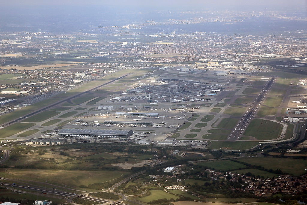 Londra Gatwick Havalimanı'nda Su Kesintisi