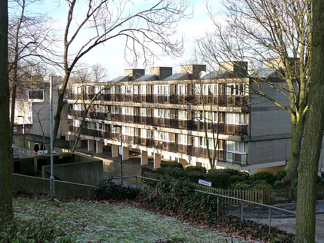 Londra'da İki Konut Sitesi Yıkımdan Kurtarıldı