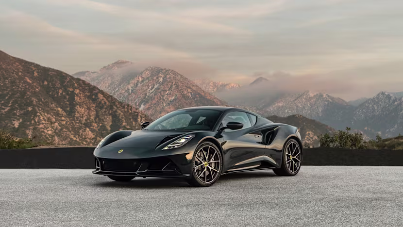 Lotus Emira Hibrit Oluyor: İngiliz Marka Tam Elektrikten Vazgeçti