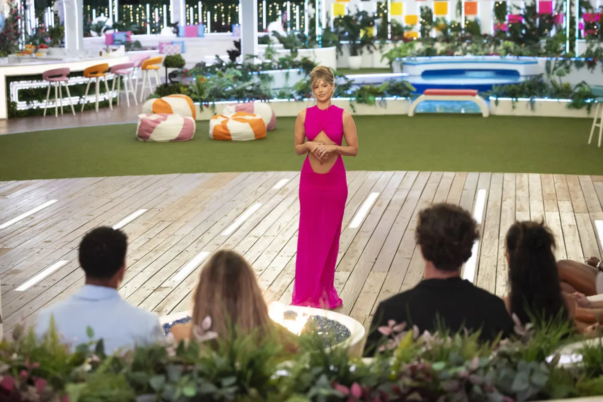 Love Island USA Uygulaması 8. Sezon İlk Oy Gecesinde Çöktü