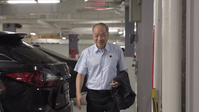 Low Thia Khiang, Pritam Singh'e destek vereceğini açıkladı