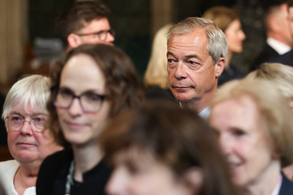 Lowe’un Aşırı Sağcı Restore Britain’ı Farage’a Ulusal Meydan Okuyor