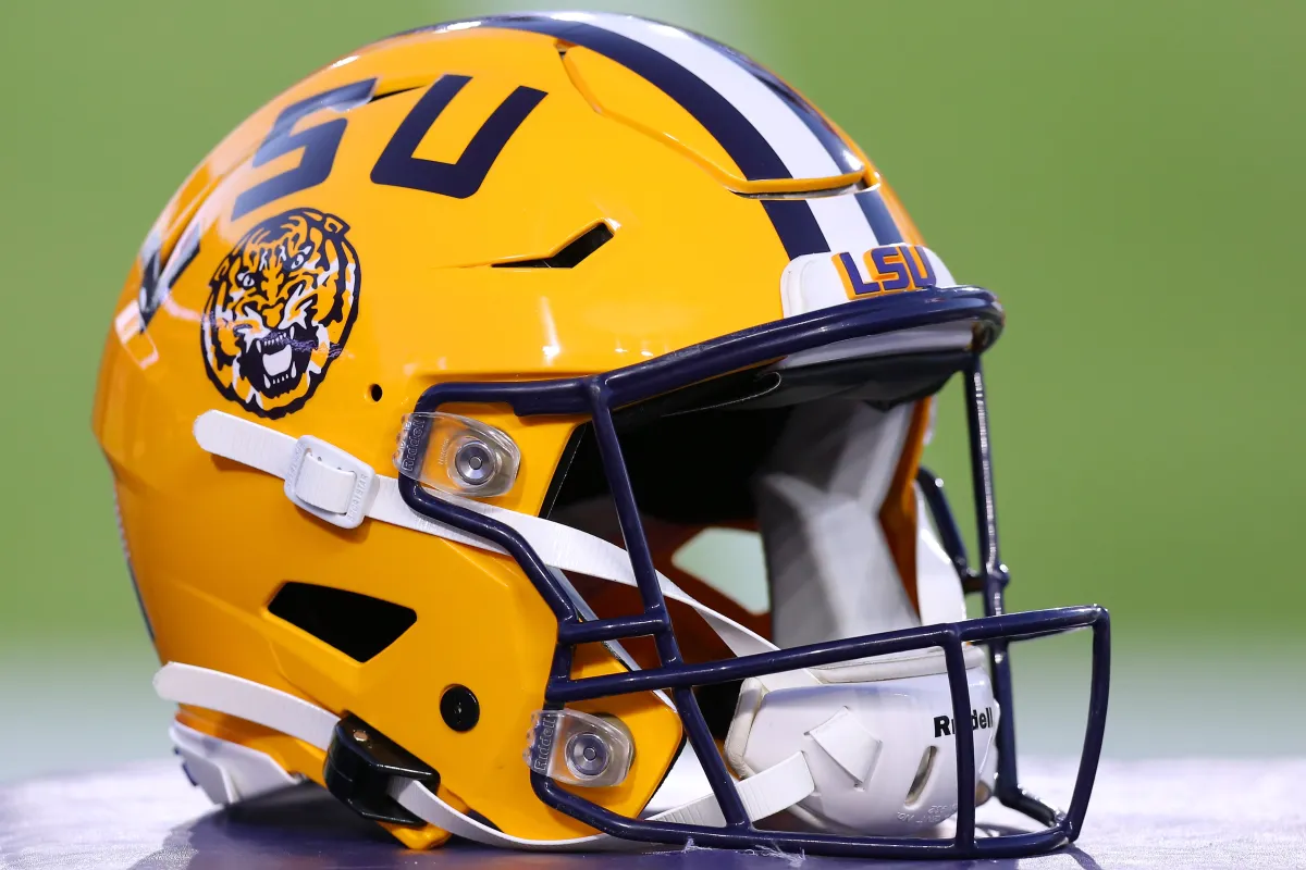 LSU Oyun Kurucusu Sam Leavitt NFL Scoutlarını Beklenenden Erken Harekete Geçirdi