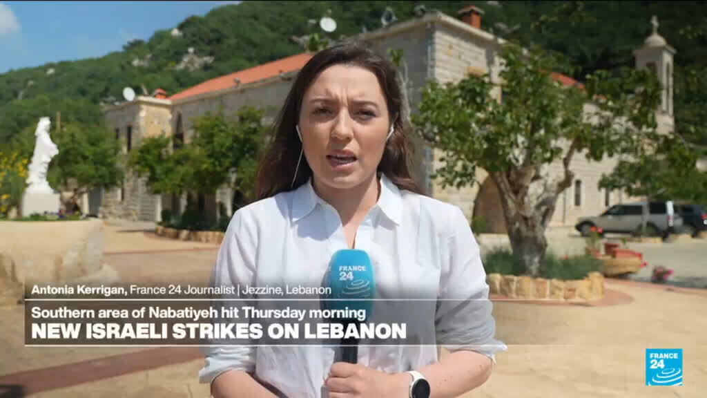 Lübnan'da İsrail Saldırıları Cezzin'de Yerinden Edilenleri Vuruyor