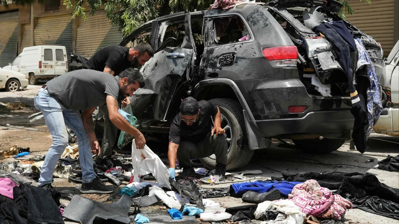Lübnan'da İsrail Saldırısı: Okul Müdürü ve 3 Kadın Öldü