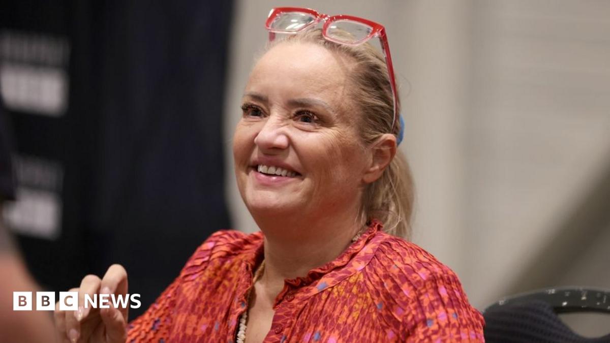 Lucy Davis kanser teşhisinin ardından destek için minnettar