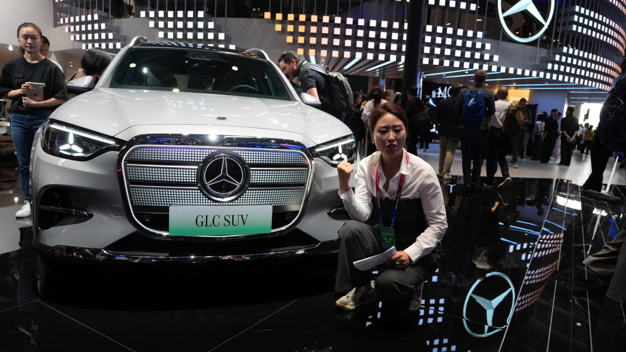 Lüks otomobil devleri Çin'de zorlanıyor: Elektrikli araçlar tahtı sallıyor