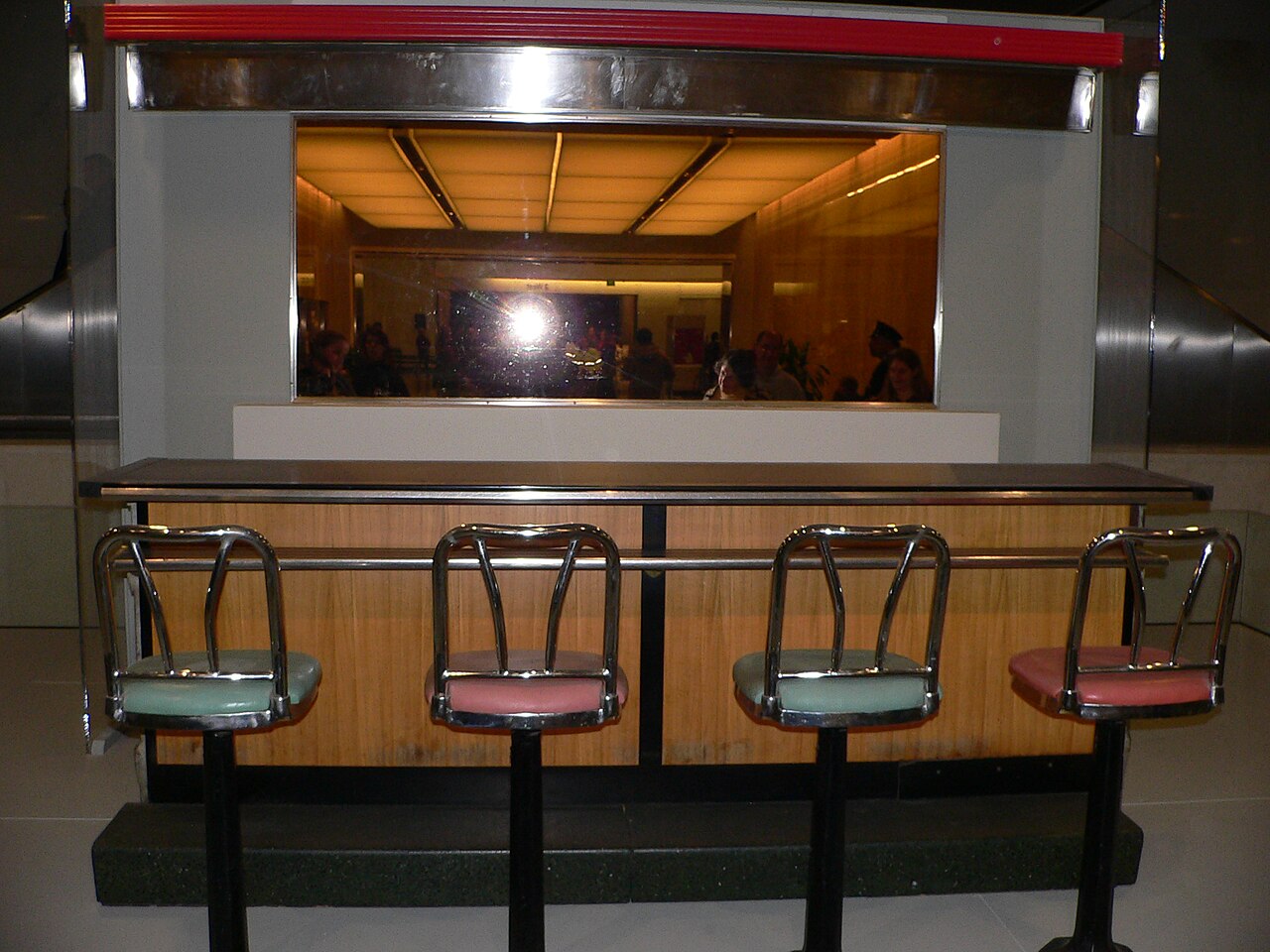Luncheonette'lere Veda: Bir Amerikan Kurumunun Direnişi