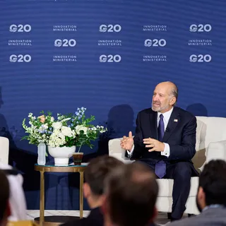 Lutnick: Anthropic, Trump yönetiminde 'doğru tarafta