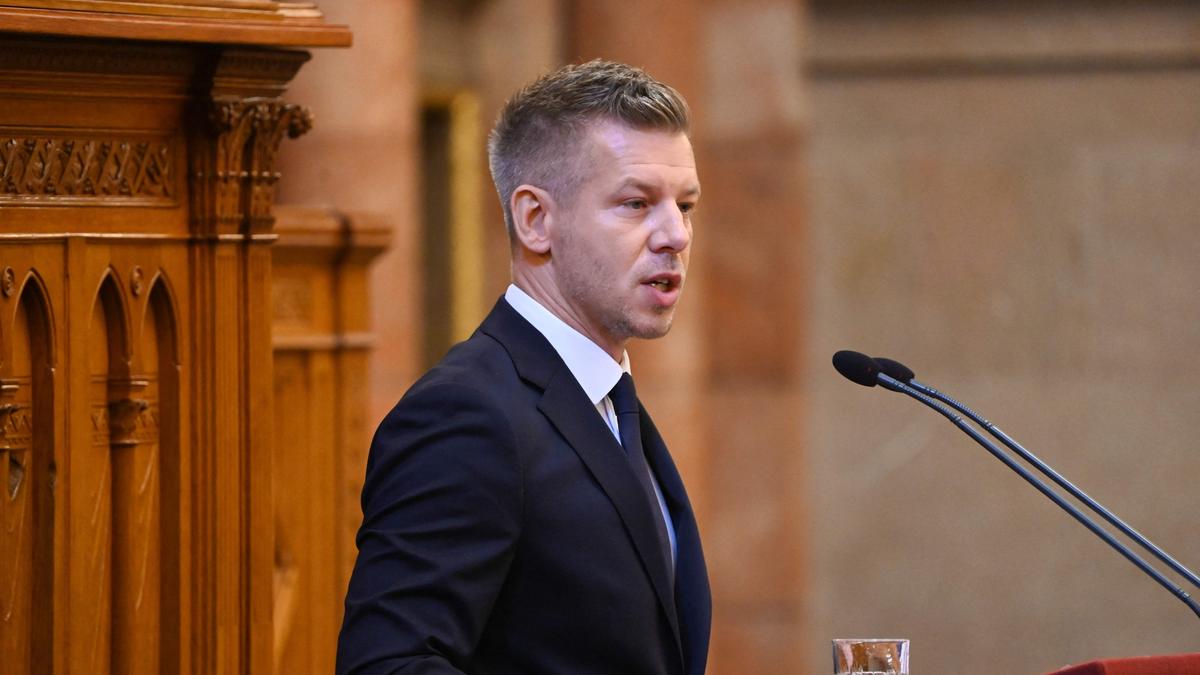 Macaristan yolsuzlukla mücadele yasasını geçirdi, AB fonlarının yolu açılıyor