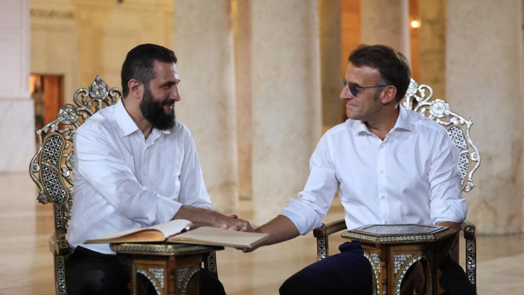 Fransa lideri Macron, Esad sonrası Suriye'yi ziyaret eden ilk Avrupalı lider oldu