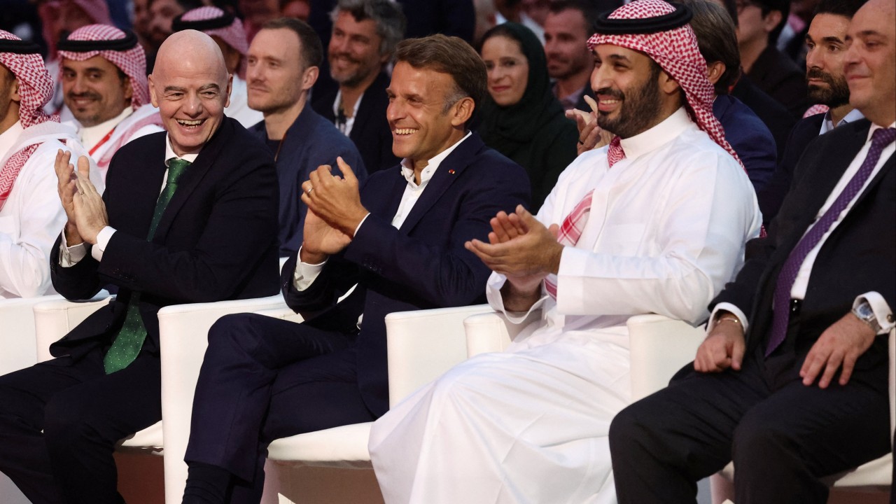 Macron, Suudi Veliaht Prensi'ni E-Spor Kupası'nda Ağırladı