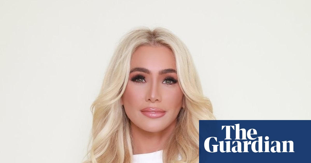 Maga fenomeni Melissa Rein Lively, Londra'da saldırıyı kabul etti
