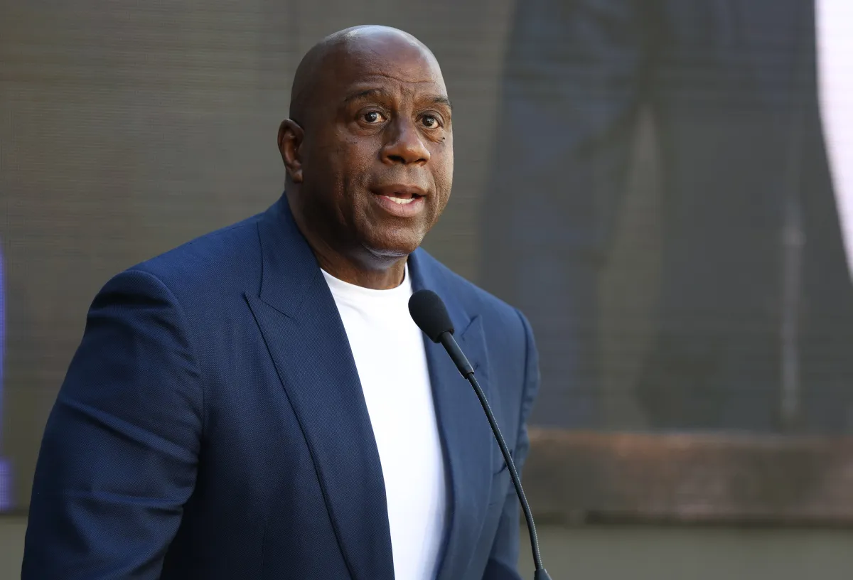 Magic Johnson'dan Knicks'e Şampiyonluk Mesajı