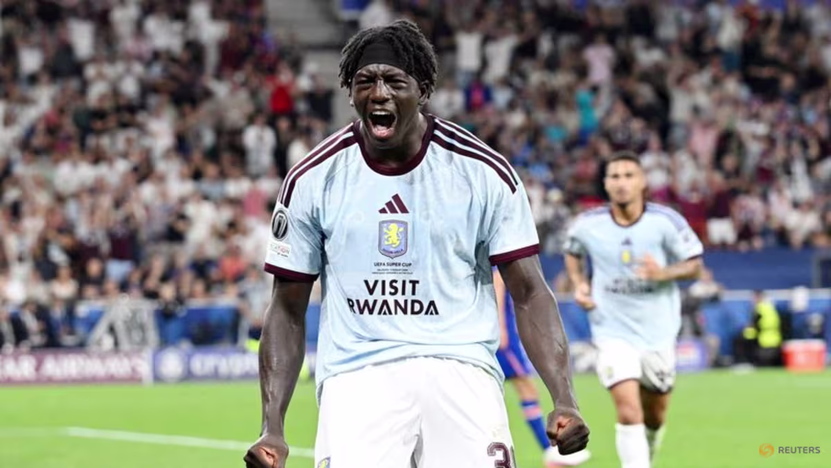 Villa?da PSG Deplasmanında İlk Maçında Dikkat Çeken Performans