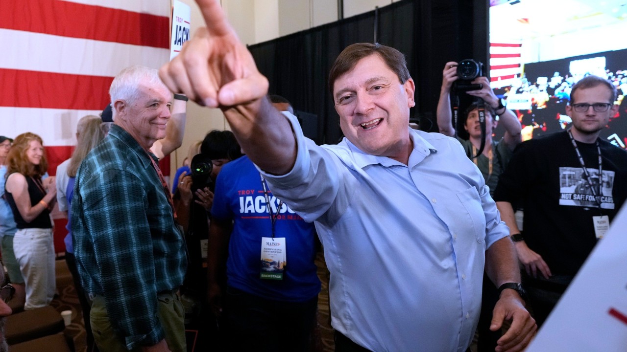 Maine'de Demokratlar Tartışmalı Adayın Yerine Troy Jackson'ı Seçti