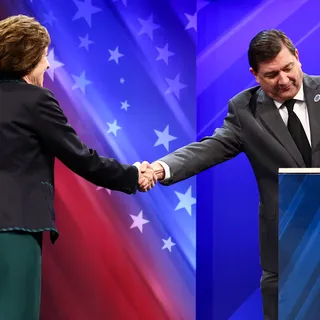 Maine Senatosu Tartışmasında 'Kes sesini' Gerilimi