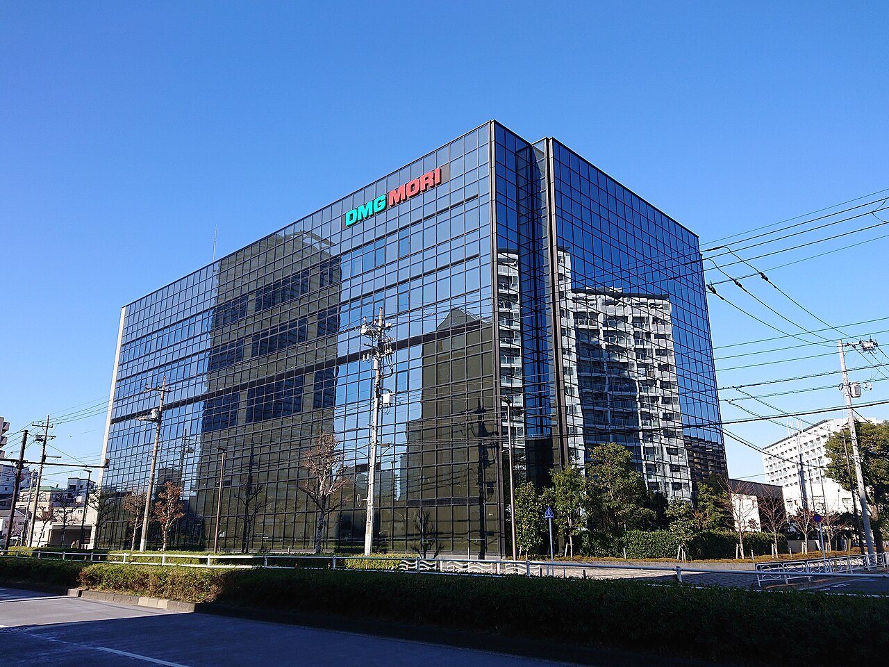 Makine Devi DMG Mori'den Japonya'da 300 Milyon Dolarlık Hisse Satışı
