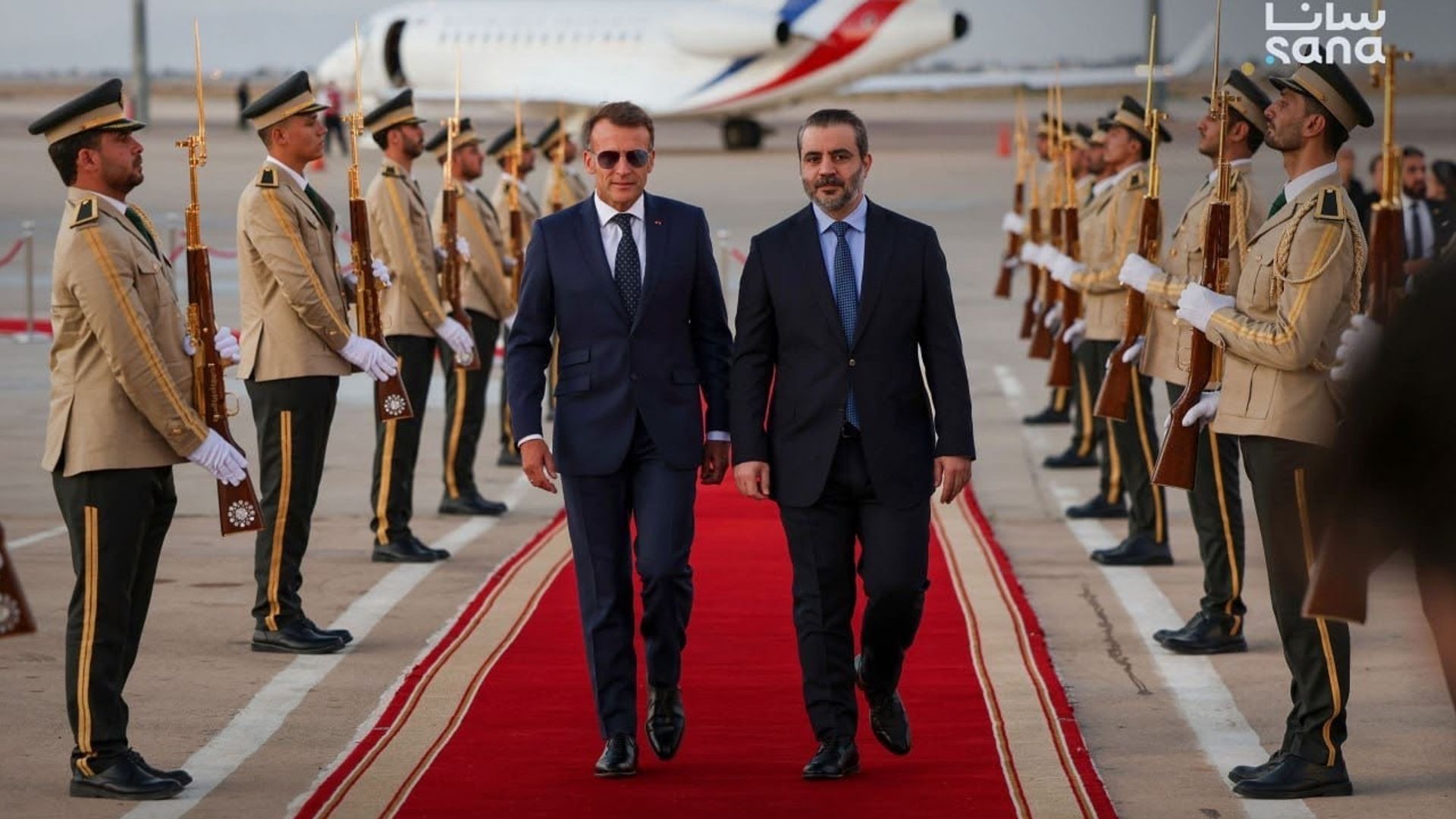 Makron, Esad'ın Devrilmesinden Sonra Suriye'yi Ziyaret Eden İlk Büyük Batılı Lider Oldu