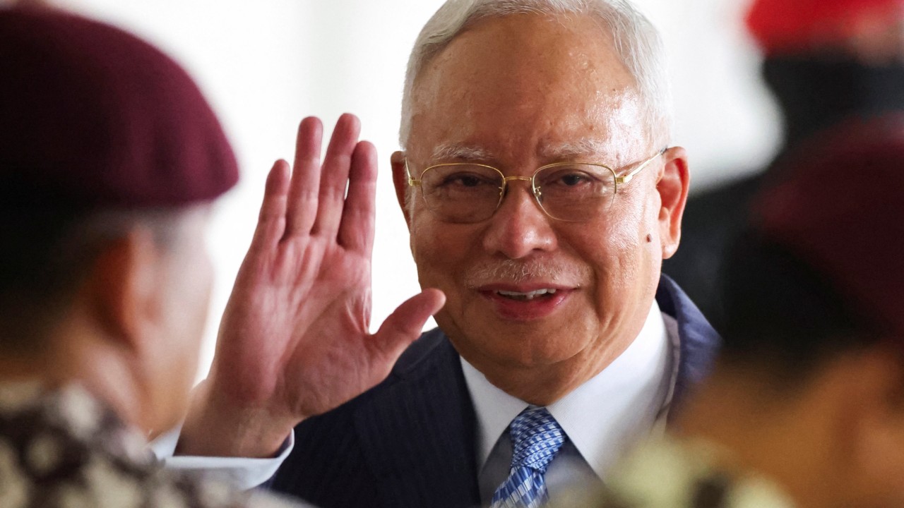 Malezya'da Mahkeme Najib Razak'ın 1MDB Cezasını Askıya Alma Talebini Reddetti