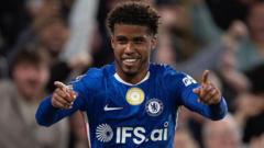 Man Utd, Chelsea'nin Brezilyalı yıldızı Santos'u 50 milyon sterline kadrosuna kattı