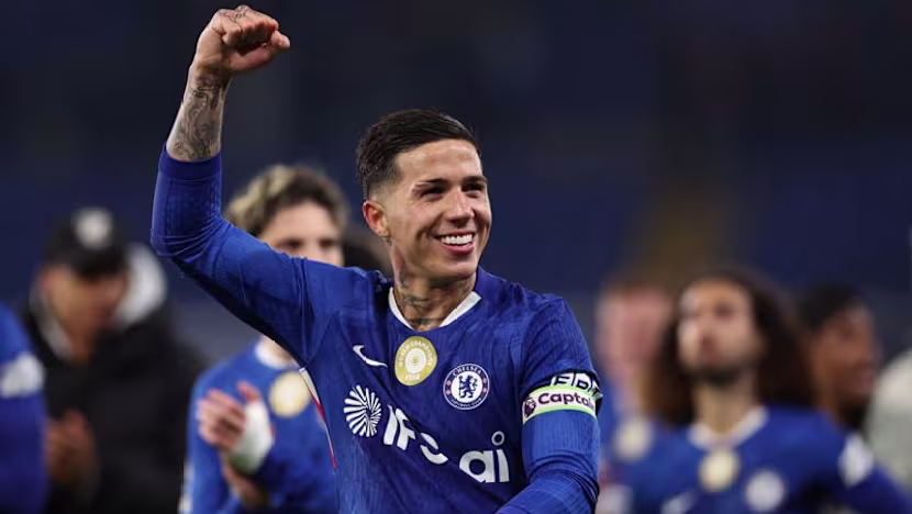 Manchester City, Chelsea'den Fernandez'i İngiltere Rekor Ücretle Transfer Ediyor